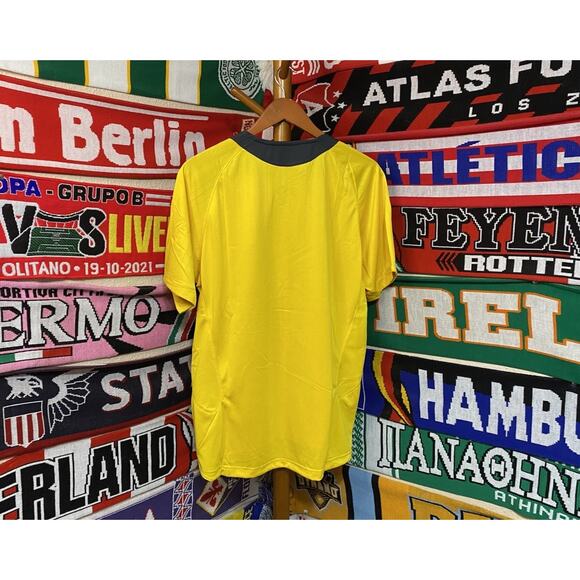Arsenal | Men’s Large Retro “O2 Yellow” Jersey - Picture 7 of 7